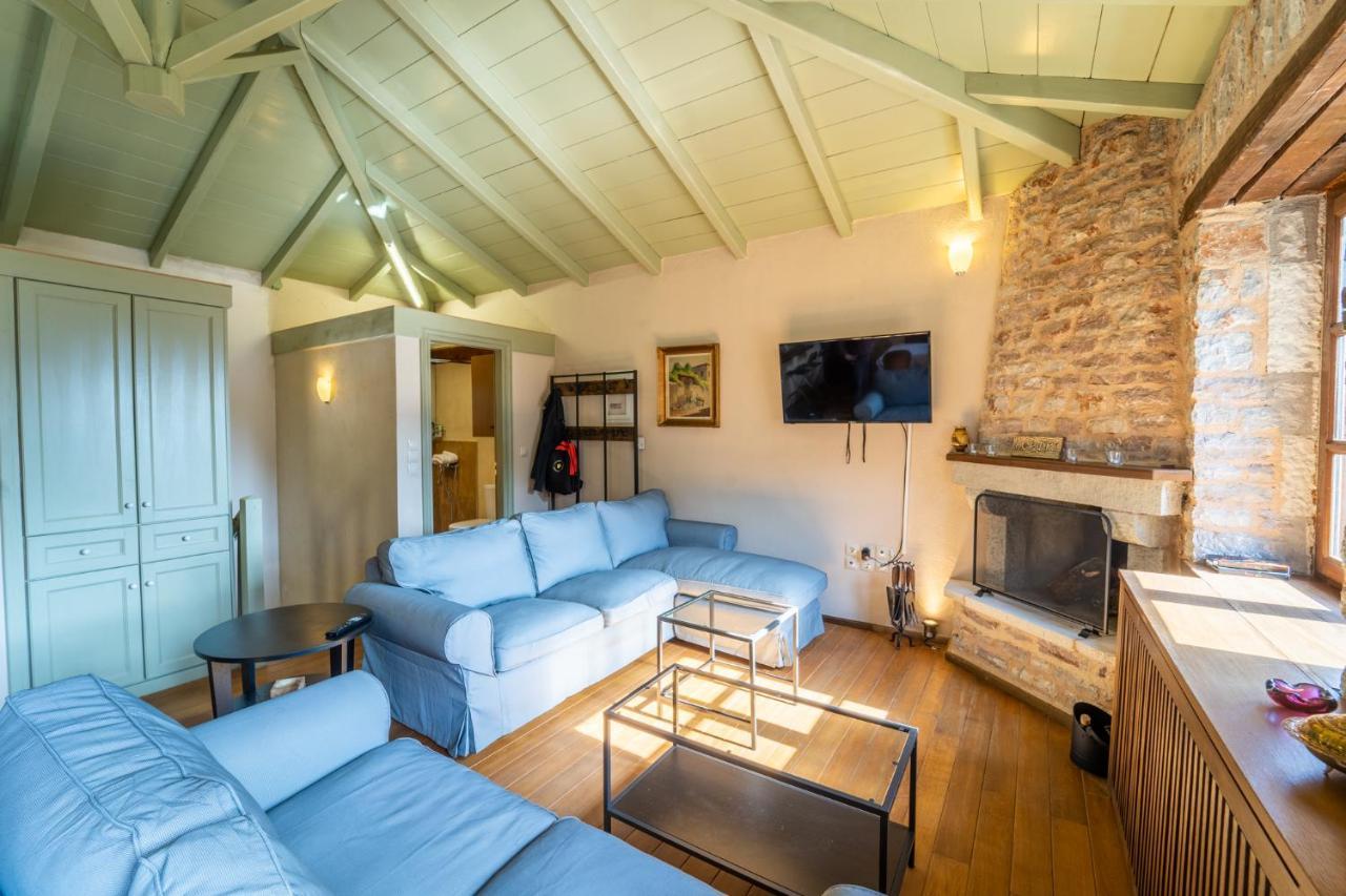 Maisonette Korfes-Κορφές-Μ Δύο Αυτόνομοι Όρoφοι Της Βίλας Κορφές Για Οικογένειες Και Μικρές Παρέες Karpenísion Eksteriør billede
